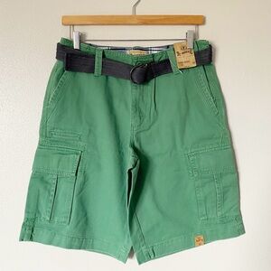 Roebuck & Co Men's Cargo Shorts Flat Front Belted Green 12" Inseam Size 32 NWT